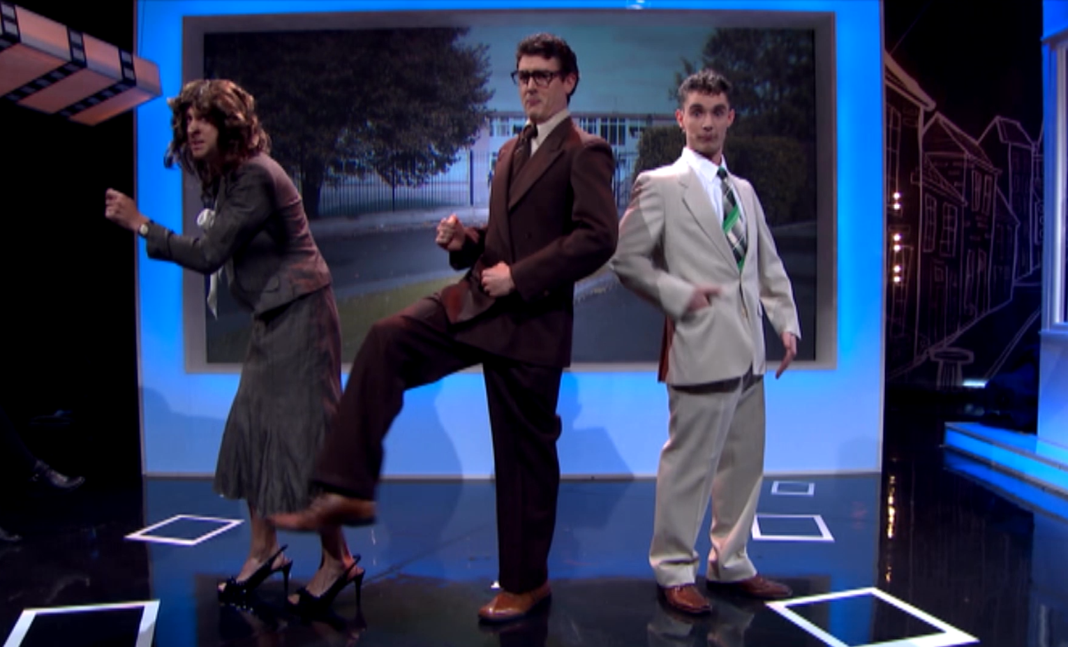 JASON BYRNE’S SNAPTASTIC SHOW – 70’S BENDY KNEE